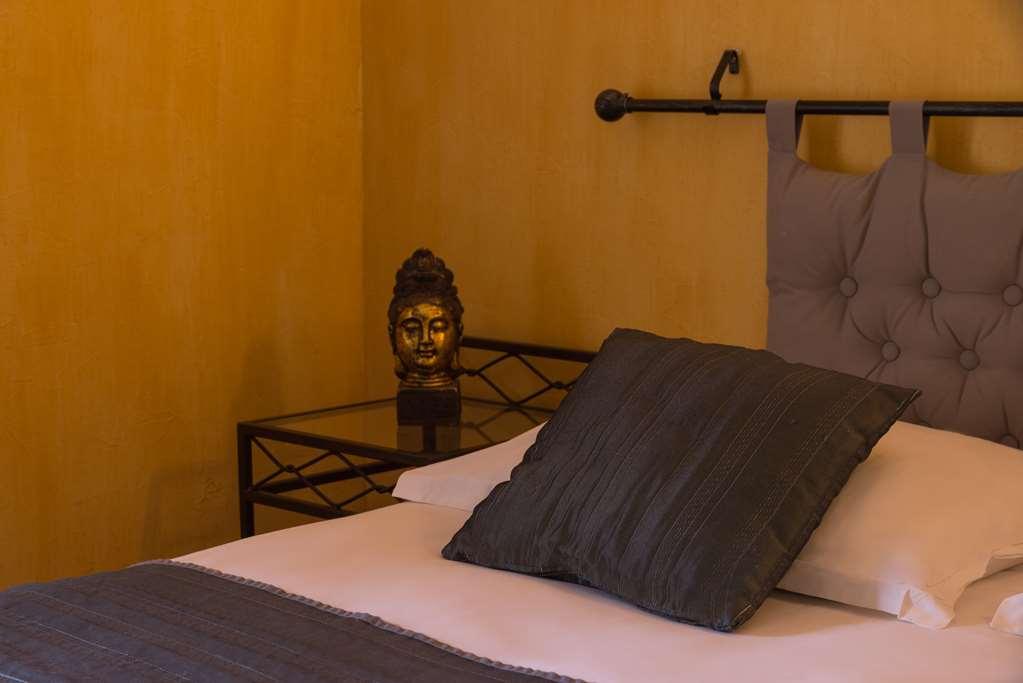 The Originals City, Hotel Le Village Provencal, Aix-En-Provence Nord Pertuis Restaurant bilde
